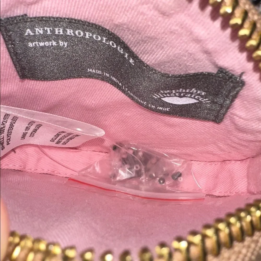 Anthropologie “ELF NOG” Nephthys Illustrated Beaded Disc Round Zip Coin Purse.